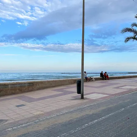Apartamento La Red. Comodidad A 1 Min De La Playa.